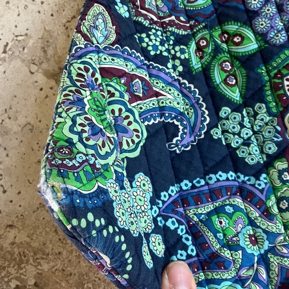 Vera Bradley Paisley Retired Blue Rhapsody Quilted MediumTote - Picture 7 of 11